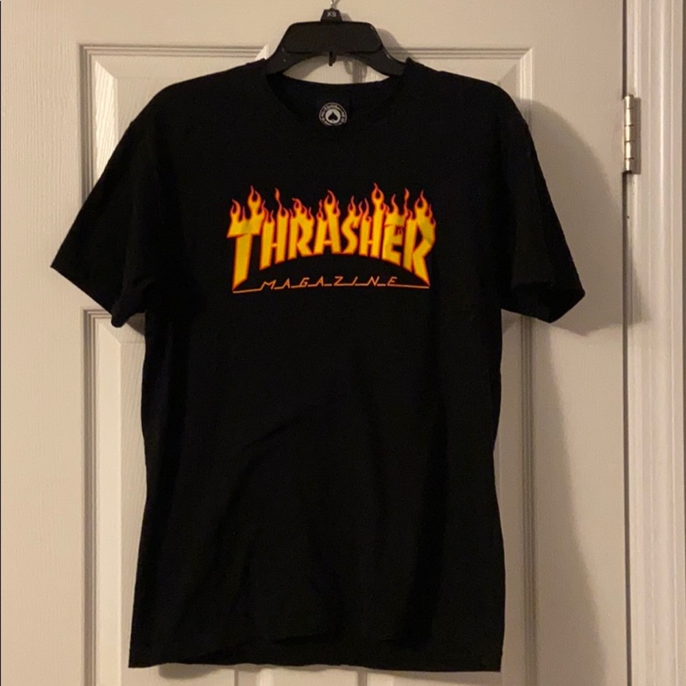 Black thrasher tshirt